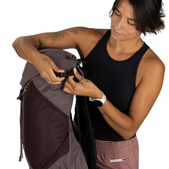 Hikelite™ LT 30 Hiking Backpack - US 8445