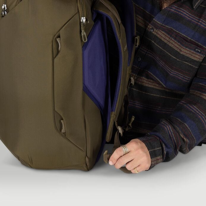 Sojourn Porter™ 46L Travel Pack - US 1883